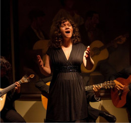 Woman singing Fado
